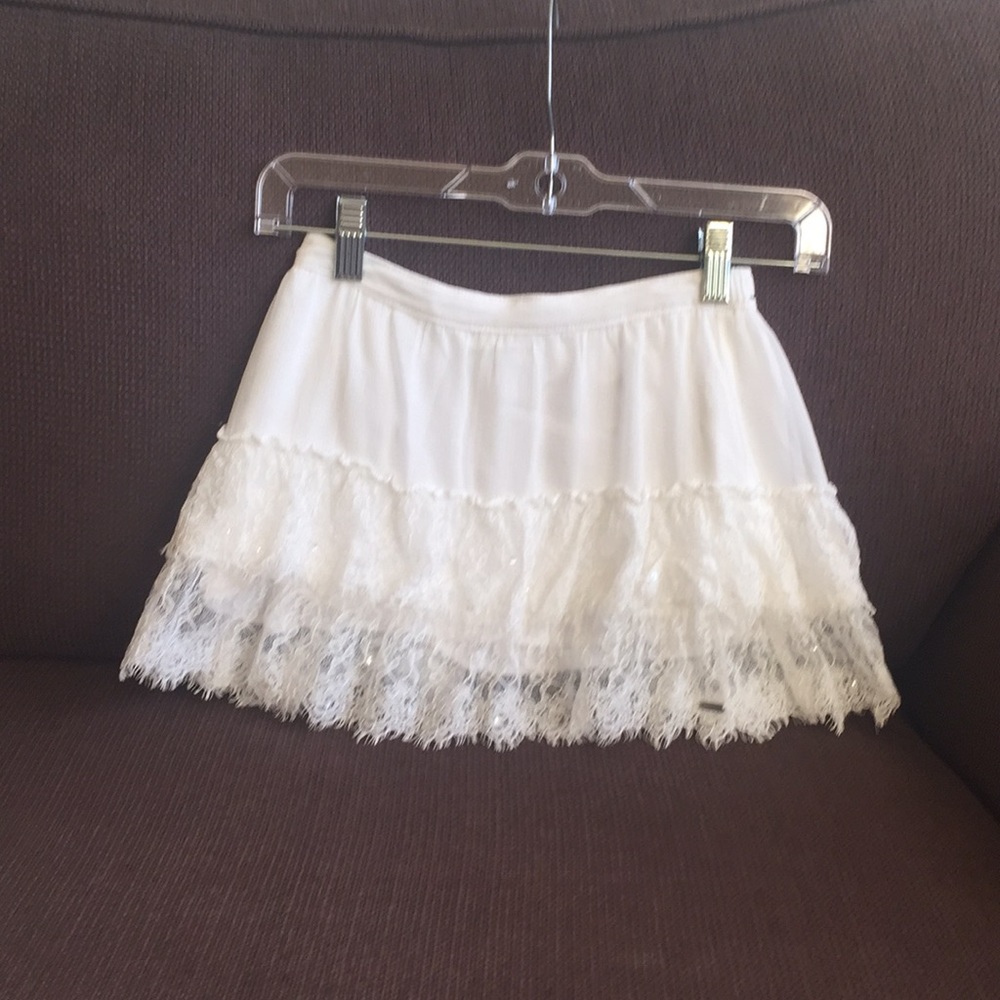 Girls Abercrombie Ruffled Lace Skirt